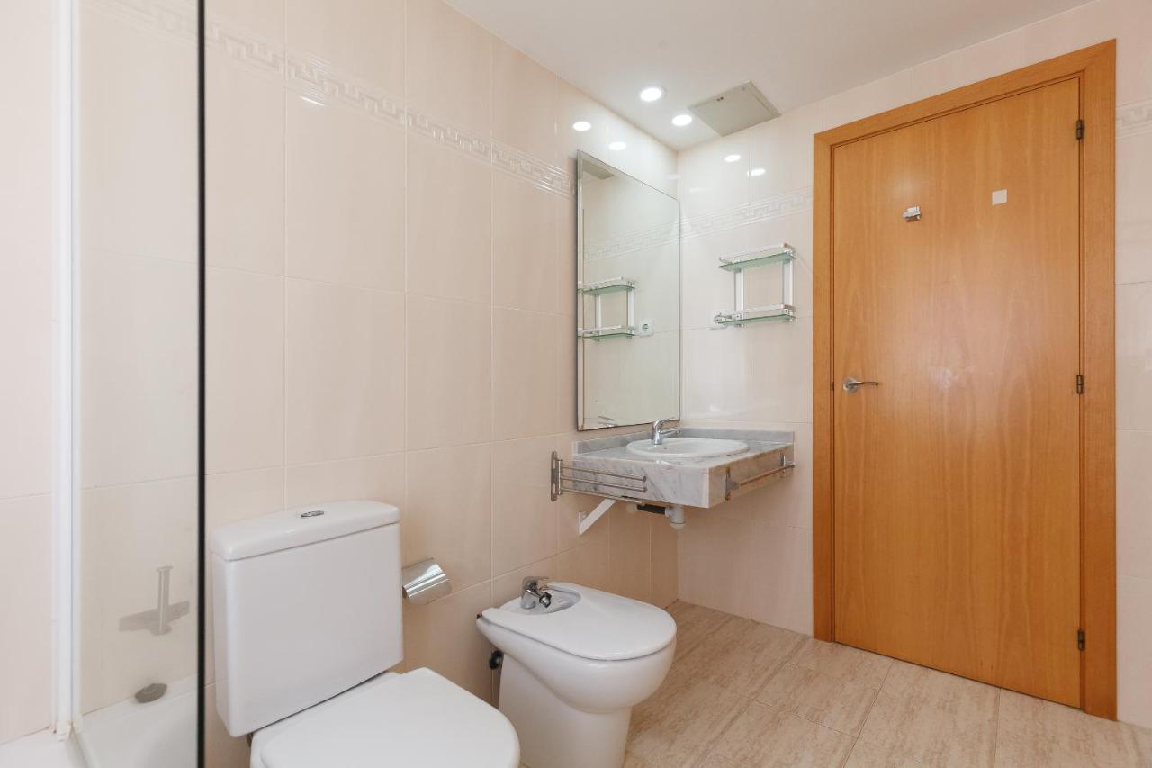 Uhc Arinsal Family Complex Apartment