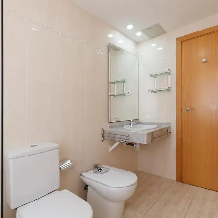Uhc Arinsal Family Complex Apartment Salou Exterior photo