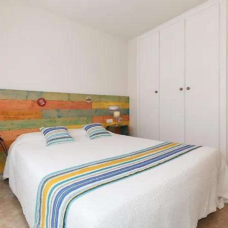 Uhc Arinsal Family Complex Apartment Salou Exterior photo